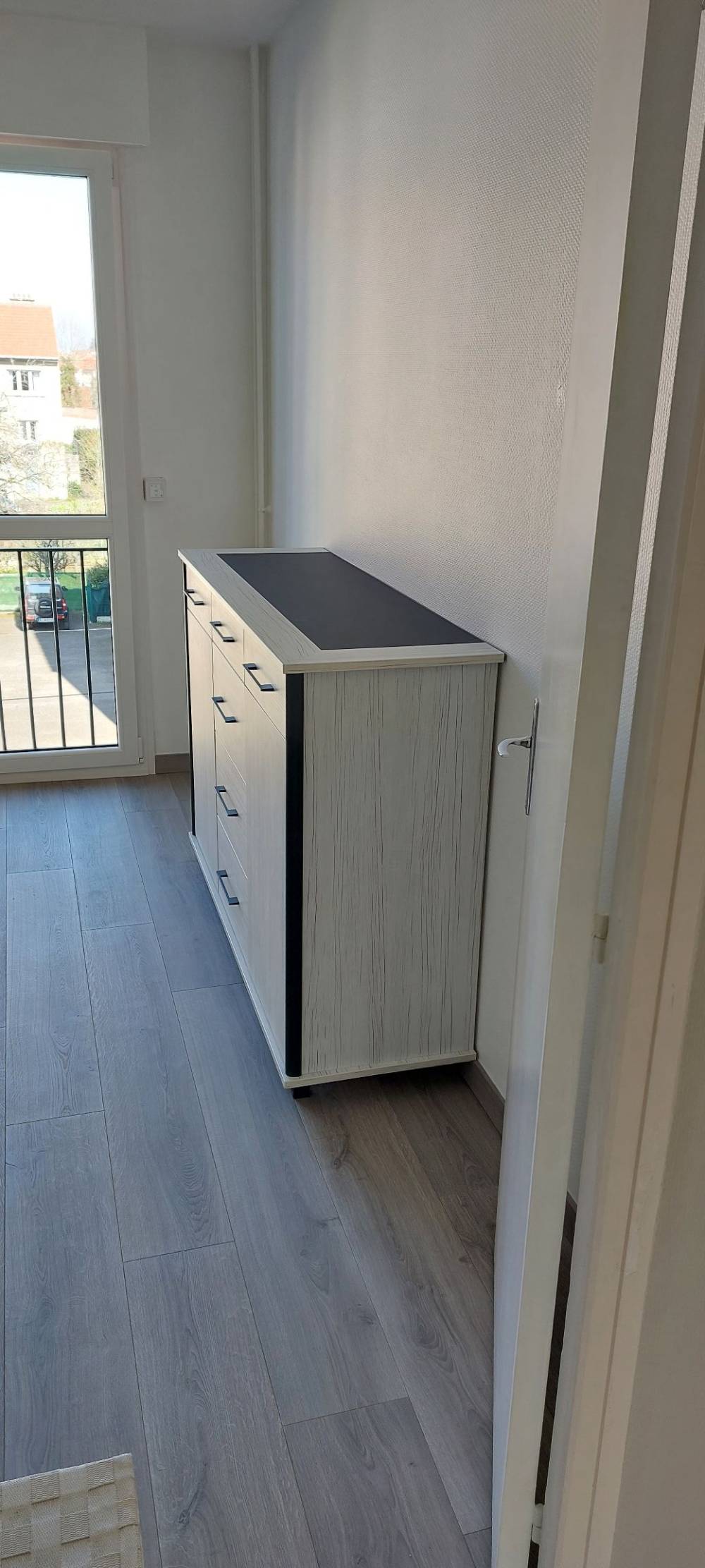 commode-bois-blanc-noir